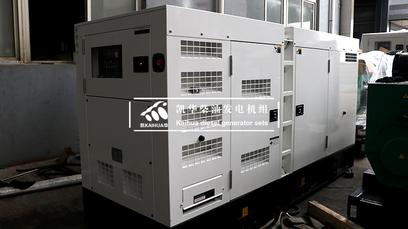 河北房產一臺108kw靜音柴油發(fā)電機組成功出廠